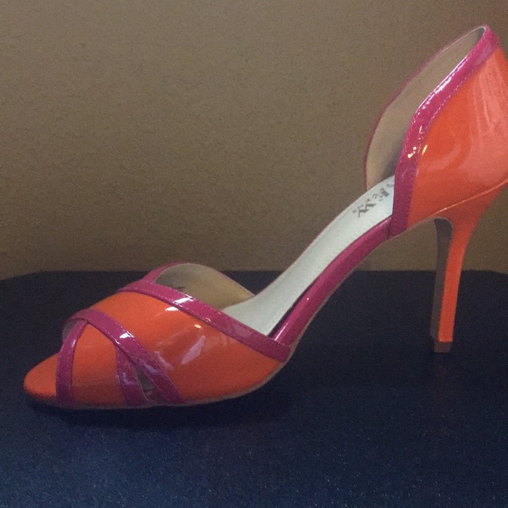 Andrew Steve Heels 👠